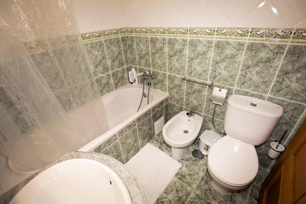 噶凡哈达纳扎雷Casa Da Elsa- Estacionamento Privado Gratuito公寓 外观 照片
